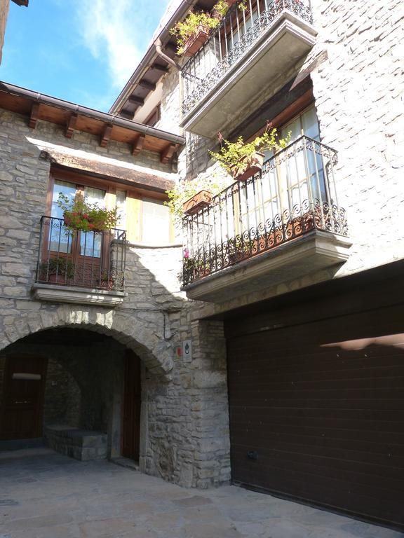 Gasthaus Casa Casbas Guasillo Exterior foto